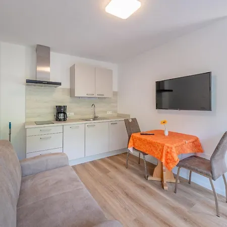 Oda ve Kahvaltı Haus Stolz