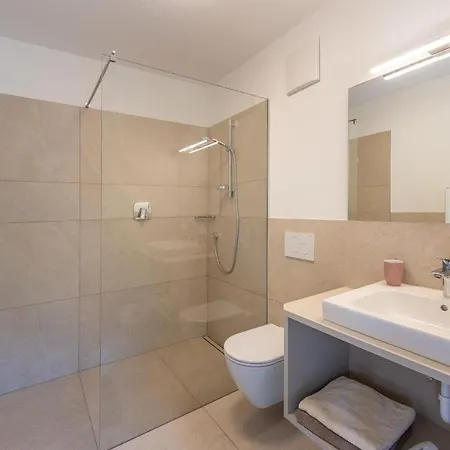Haus Stolz Oda ve Kahvaltı *