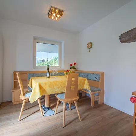 Haus Stolz * Appiano Sulla Strada Del Vino